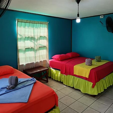 Cabinas Miss Miriam 2 Tortuguero Εξωτερικό φωτογραφία