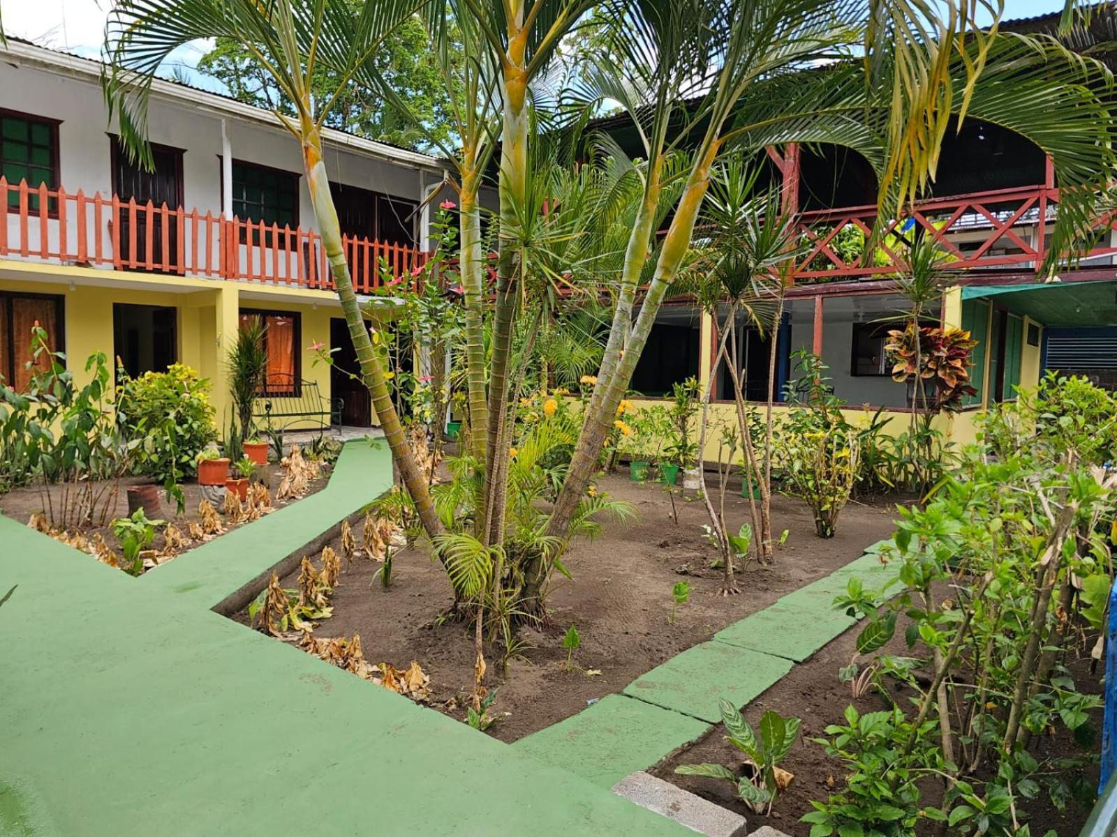 Cabinas Miss Miriam 2 Tortuguero Εξωτερικό φωτογραφία